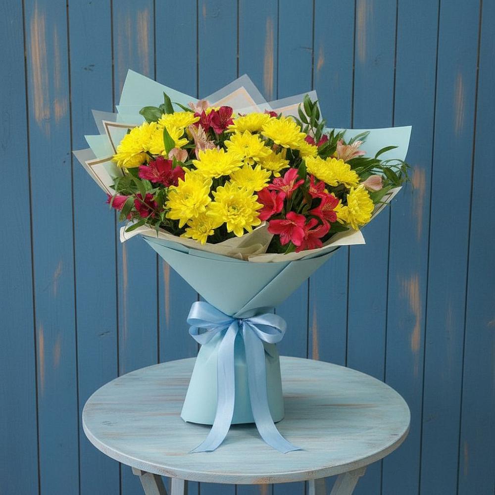 Букет цветов из: Альстромерии и Хризантемы в Хоринске