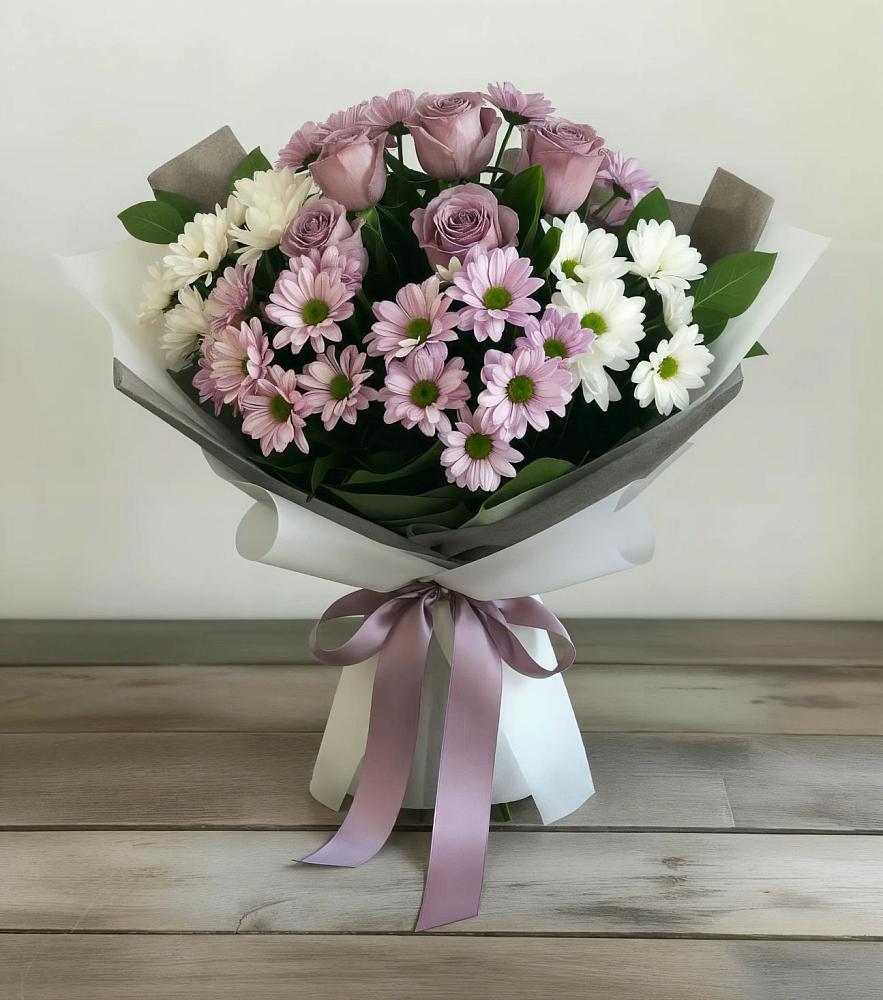 Букет цветов из: Хризантемы и Розы в Хоринске