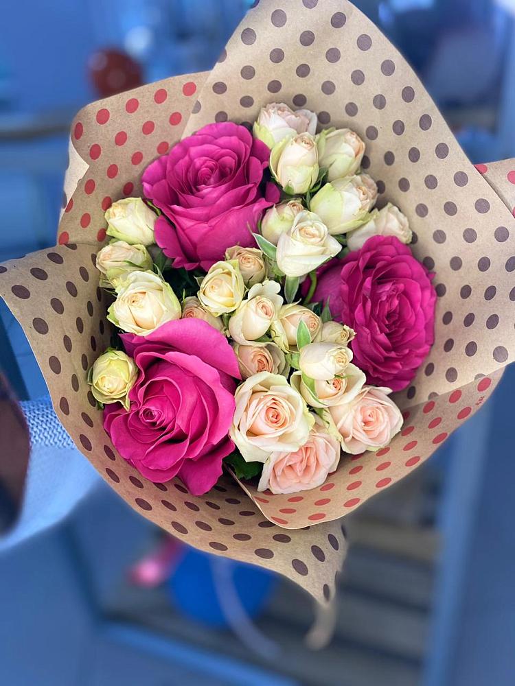 Букет цветов из: Розы в Хоринске