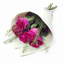 Букет цветов из:  Розы в Хоринске
