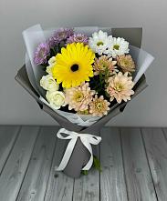 Букет цветов из:  Розы, Герберы и Хризантемы в Хоринске