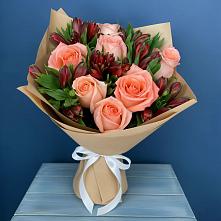 Букет цветов из:  Розы и Альстромерии в Хоринске
