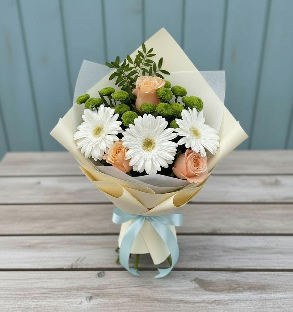 Букет цветов из: Герберы, Розы и Хризантемы в Хоринске