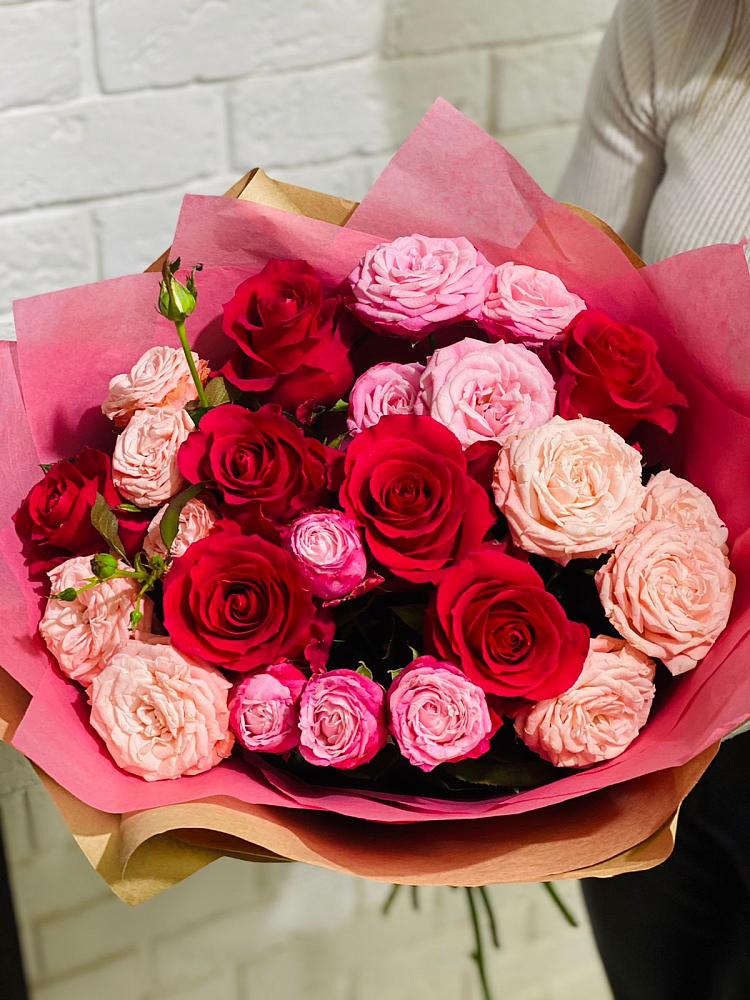 Букет цветов из: Розы в Хоринске