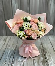 Букет цветов из:  Гвоздики, Розы и Хризантемы в Хоринске