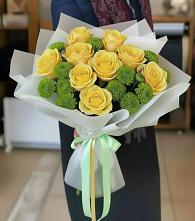 Букет цветов из:  Хризантемы и Розы в Хоринске