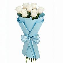 Букет 7 белых роз Проуд в Хоринске