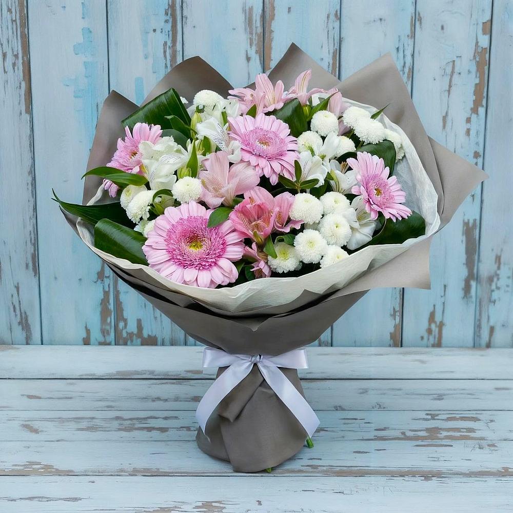 Букет цветов из: Герберы, Альстромерии и Хризантемы в Хоринске