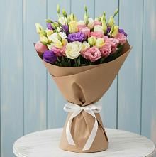 Букет цветов из:  Лизиантусы в Хоринске