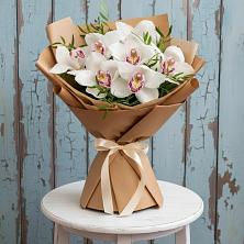 Букет цветов из:  Орхидеи и Розы в Хоринске